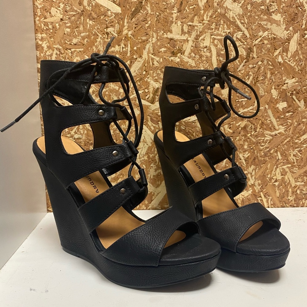 Chinese Laundry Lace Up Wedges Size 10 - Black